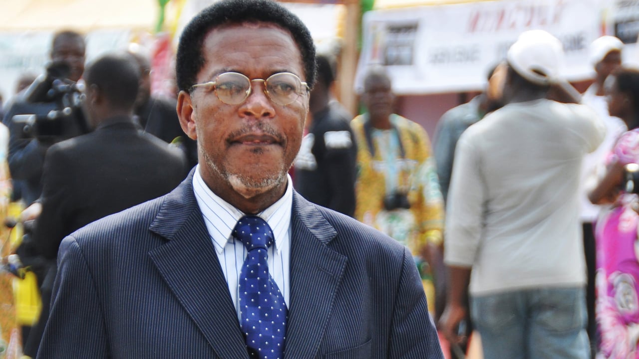 Au Cameroun, Paul Biya peut-il sacrifier Jean Nkuete, le secrétaire général du RDPC ?