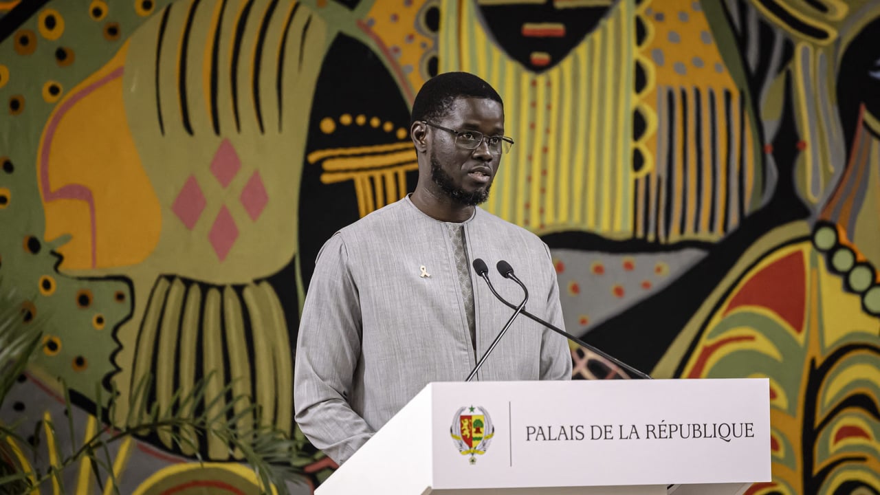 Au Sénégal, un nouveau gouvernement sans Pastef acte la cohabitation entre Diomaye et Sonko