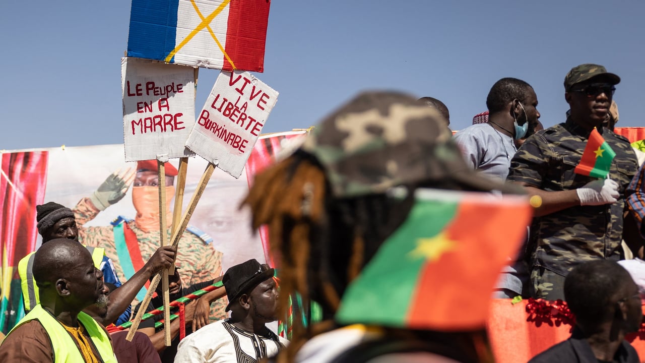 Rupture diplomatique entre la France et le Burkina Faso : quelles conséquences concrètes ?