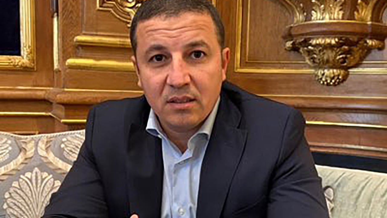 Intérêts gaziers et entraide judiciaire : les raisons pour lesquelles l’Espagne acceptera sans doute d’extrader un opposant algérien