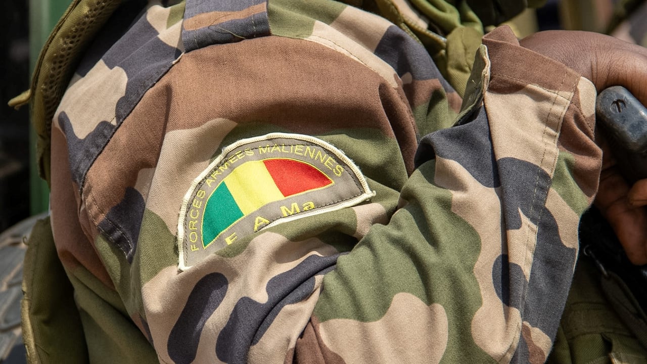 Mali : au moins 10 militaires tués dans l’attaque d’une caserne dans le centre du pays