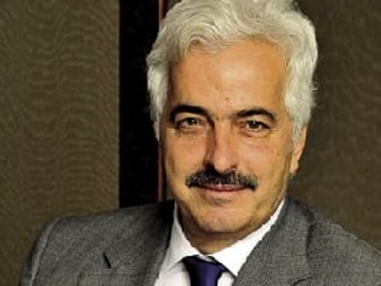 Banque d'affaires : Kamel Lazaar entre Riyad et Tunis - Jeune Afrique