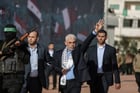 Yahya Sinwar (au centre), le leader du Hamas dans la bande de Gaza, le 14 décembre 2022. © Ali Jadallah/Anadolu Agency via AFP