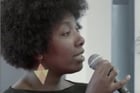 Amandine Gay lors d’une table ronde sur le thème du « black feminism ». © Capture d’écran YouTube