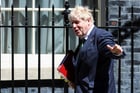 Le Premier ministre britannique Boris Johnson quitte Downing Street pour se rendre à la séance des questions à la Chambre des communes, à Londres, en Grande-Bretagne, le 8 juin 2022. © HANNAH MCKAY/REUTERS