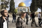 Des juifs religieux sur l’Esplanade des Mosquées, à Jérusalem, le 20 avril 2022. © MENAHEM KAHANA / AFP