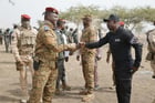 Ibrahim Traoré, le 6 janvier 2023, sur un site d’entraînement des Volontaires pour la défense de la patrie (VDP). © Facebook Présidence du Faso