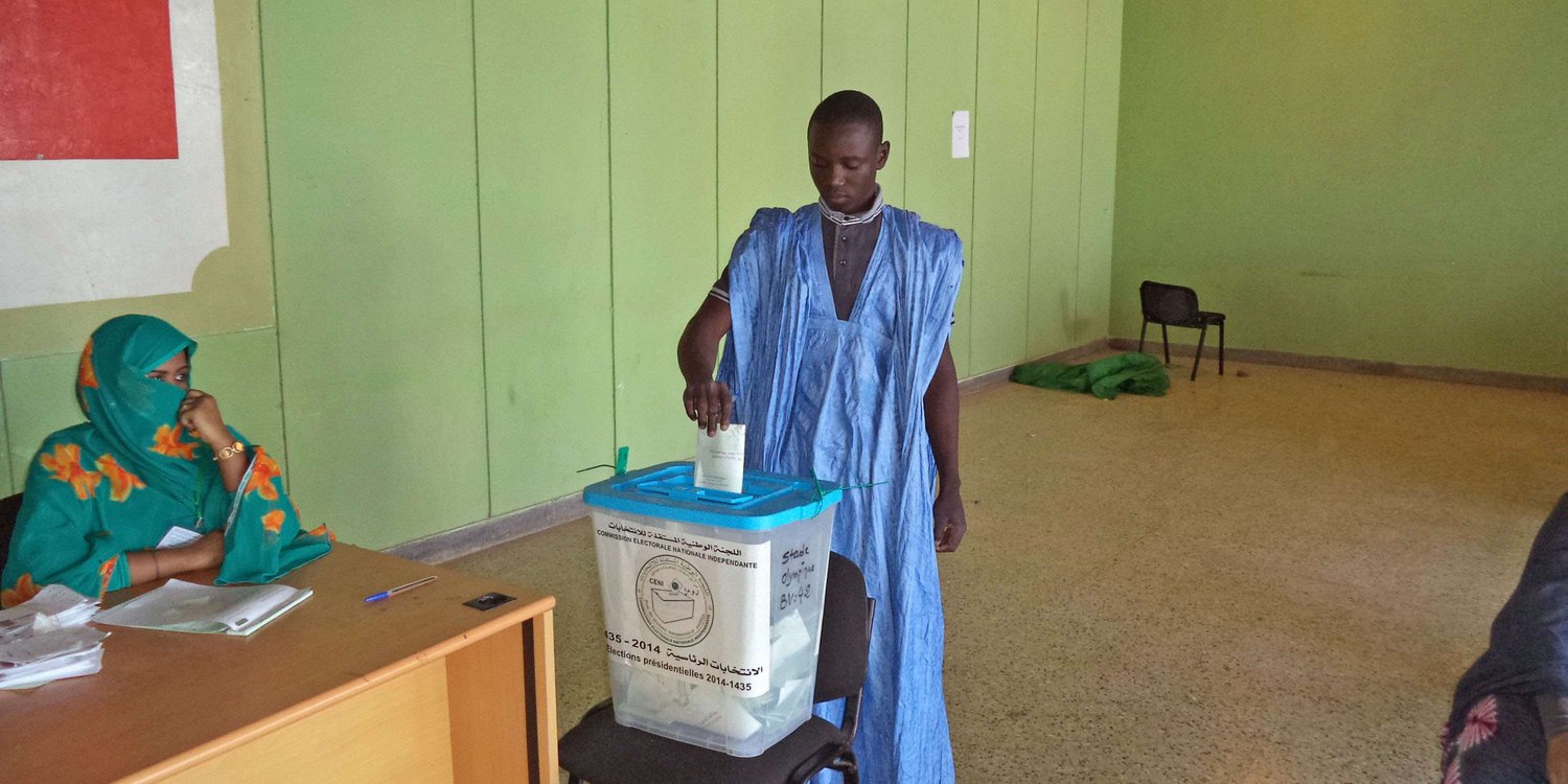 Dans un bureau de vote de Nouakchott, en Mauritanie, en 2014 (photo d’illustration). © Ahmed Mohamed/AP/SIPA