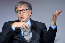 Bill Gates a été fait commandeur de l’Ordre de la République fédérale par le président nigérian, Bola Tinubu, à Lagos, le 4 juin 2025. © Britta Pedersen / dpa / AFP