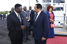 Ferdinand Ngoh Ngoh et Paul Biya.