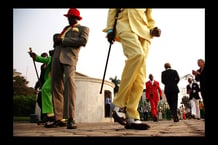 Sapeurs de Bacongo, Brazzaville en 2008. © Baudouin Mouanda.