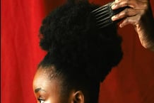 « Cheveux afro », série documentaire en 5 épisodes sur TV5 Monde. © TV5 MONDE.