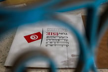 Boîtes contenant les bulletins électoraux des conseils municipaux imprimés par l’Instance supérieure indépendante pour les élections (ISIE), à Tunis, le 23 décembre 2023 © Yassine Mahjoub/SIPA