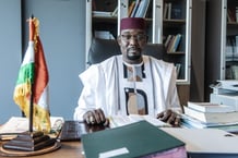 Ibrahim Yacoubou, alors ministre de l’Energie, dans son bureau, à Niamey en mai 2023 Ibrahim Yacoubou, alors ministre de l’Energie, dans son bureau, à Niamey en mai 2023
© Vincent Fournier pour JA