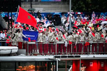 La délégation du Maroc lors de la cérémonie d’ouverture des Jeux olympiques de Paris, le vendredi 26 juillet 2024. © Shutterstock /SIPA