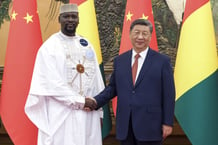 Le président chinois Xi Jinping rencontre le président guinéen Mamadi Doumbouya, à Pékin, le 2 septembre 2024. © DING LIN/Xinhua via AFP