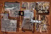 Sokey Edorh, La Promenade du dictateur, 2000. Acrylique, latérite, acrylique et indigo sur toile, 130 x 195 cm. © Francois Mallet/Courtesy Galerie Christophe Person.