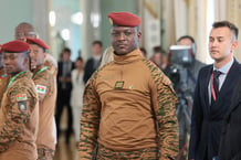 Le capitaine Ibrahim Traoré, président de la transition burkinabè,  lors de son arrivée au deuxième sommet Russie-Afrique, à Saint-Pétersbourg, en Russie, le 29 juillet 2023. © Mikhail Metzel/TASS Host Photo A/Sipa USA/SIPA