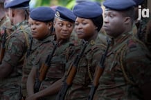 Des soldats béninois à Cotonou, en juillet 2022 (illustration). © Photo by Ludovic MARIN / AFP