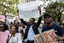 Marche contre le projet de loi de finances 2024 à Nairobi, le 23 juin 2024. © Patrick Meinhardt / AFP