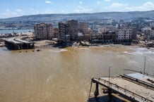 Un pont détruit par les inondations du 10 septembre à Derna, le 19 septembre 2023. © Mahmud TURKIA / AFP