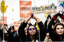 Cortège parisien de la manifestation nationale contre la loi asile et immigration, dite loi Darmanin, contre le racisme et pour la régularisation des sans-papiers, le 21 janvier 2024. © Chang Martin / Sipa Press