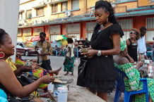 Sur un marché de Kinshasa, en RDC. © Baudouin Mouanda pour JA