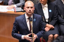 Le chef de la diplomatie française, Jean-Noël Barrot, a annoncé l’expulsion de diplomates algériens. © Bertrand GUAY / AFP
