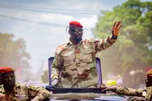 Le général Mamadi Doumbouya en visite à Kankan pour la fête de la Tabaski, le 4 juin 2025. © Présidence de la République de Guinée