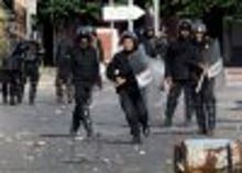 Tunisie: graves affrontements police/manifestants dans le centre de Tunis © AFP