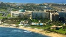 L’hôtel Méridien Président, sur la pointe des Almadies, à Dakar. © D.R.