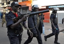 Sénégal: nouveaux affrontements entre jeunes et policiers à Dakar © AFP