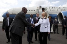 Hillary Clinton en visite au Malawi © AFP