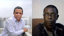 L’écrivain algérien Yasmina Khadra (g) et le chanteur sénégalais Youssou N’Dour (d). © AFP