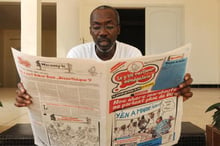 Sénégal: Ibou Fall, « p’tit railleur » et roi de la satire © AFP