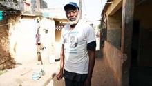 Aldiouma Cissokho, le 20 avril, à diamaguène, dans la banlieue de Dakar. © Rémi Carayol