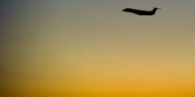 Un avion d’évacuation médicale transportant sept personnes, dont une patiente française, du Burkina Faso au Sénégal, s’est abîmé le 05 septembre 2015 au large de Dakar. © Fabrice Coffrini/AFP