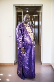 El Hadji Diouf dans les couloirs de l’Assemblée nationale, où il siège depuis 2007. © Sylvain Cherkaoui pour JA