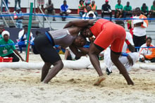 Lutte africaine féminine lors des Jeux de la Francophonie à Abidjan, le 28 juillet 2017. © Sia Kambou/AFP