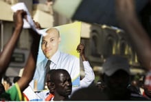 Manifestation pour la libération de l’ex-ministre, à Dakar, en 2013. Il a été gracié, mais est toujours sous le coup d’une amende de 210 millions d’euros pour « enrichissement illicite ». © Rebecca Blackwell/AP/SIPA