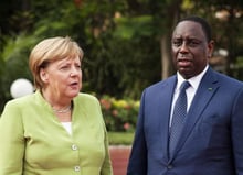 La chancelière allemande Angela Merkel avec son homologue sénégalais Macky Sall, à Dakar, le 29 août 2018. © Mamadou Diop/AP/SIPA