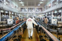 L’usine du groupe agroalimentaire sénégalais à Dakar. © Sylvain Cherkaoui pour JA