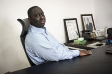 Aliou Sall, le frère du président sénégalais, dans son bureau en mai 2018. © Sylvain Cherkaoui/Cosmos pour JA