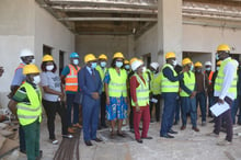 Visite du chantier du complexe de l’UEMOA par des députés de l’organisation, à Lomé, le 14 août 2021.