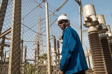 Centrale électrique de la Senelec de Bel Air, zone industrielle de Dakar. © Youri Lenquette pour JA