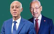 Kaïs Saïed, le président de la Tunisie, à droite, et Rached Ghannouchi, le chef d’Ennahdha, à gauche. © Montage JA; Nicolas Fauqué; Ons Abid