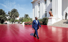 Macky Sall dans les jardins du palais présidentiel, à Dakar, en décembre 2018. © Présidence du Sénégal