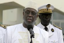 Le président Macky Sall à l’hôpital Mame Abdou Aziz Sy Dabakh de Tivaouane, le 27 mai 2022. © AFP / SEYLLOU