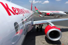 Des avions de Kenya Airways, à l’aéroport international Jomo Kenyatta, près de Nairobi, au Kenya, en novembre 2019. © Thomas Mukoya/REUTERS