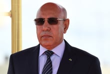 La président mauritanien Mohamed Ould Cheikh El Ghazouani, ici à l’aéroport de Ouagadougou, le 13 septembre 2019. © ISSOUF SANOGO/AFP